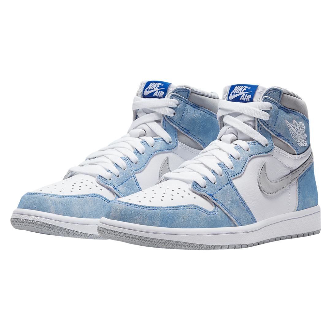 Air Jordan 1 High OG ‘Hyper Royal’