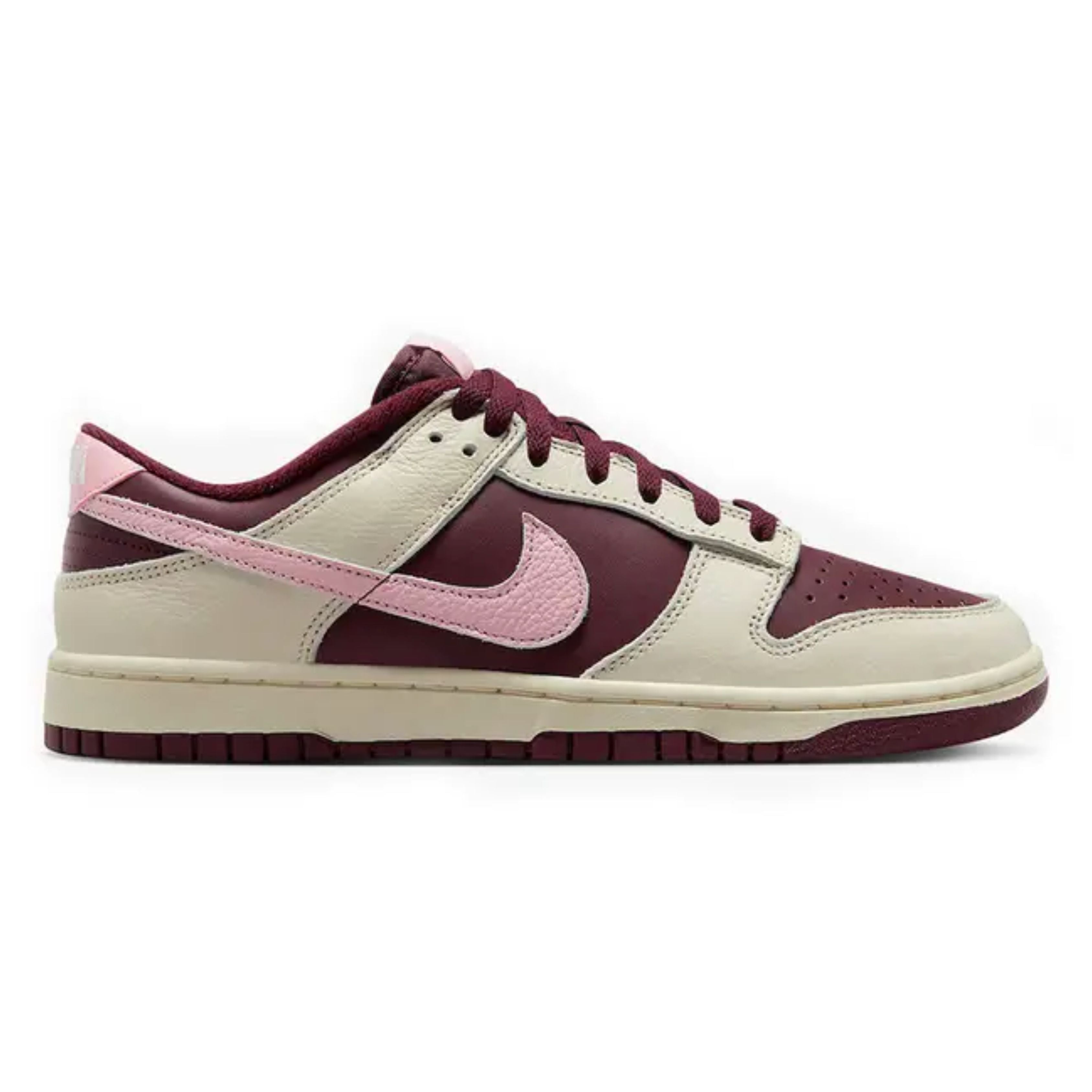 Nike Dunk Low PRM Valentine's Day (2023) | Fresneakers | DR9705