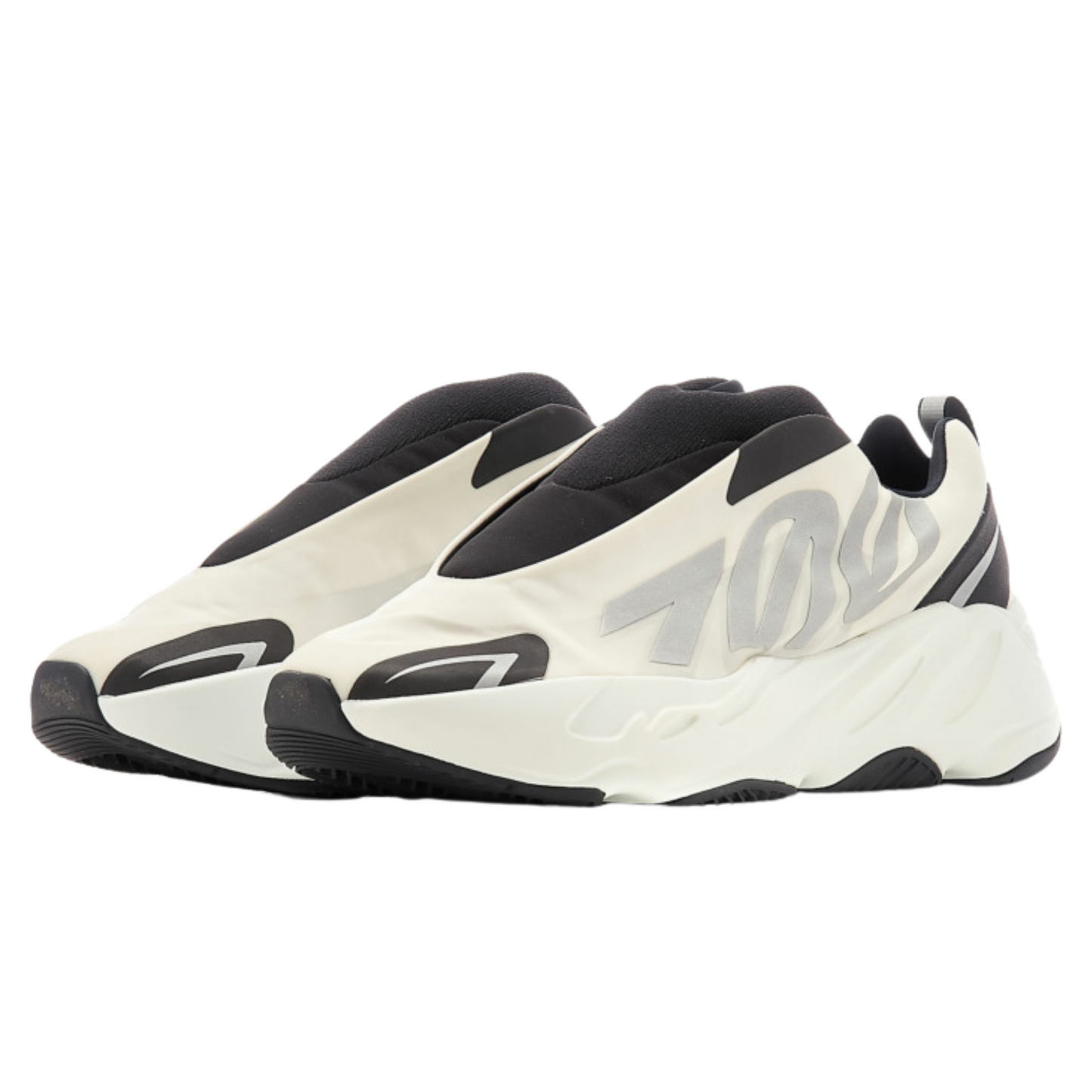 Yeezy Boost 700 MNVN 'Laceless Analog'